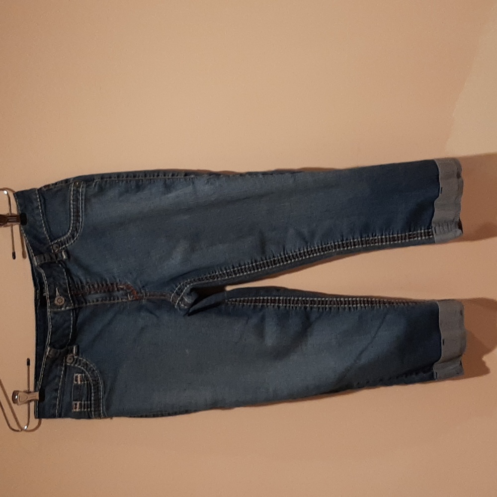 Ana Brand Capri's size 10